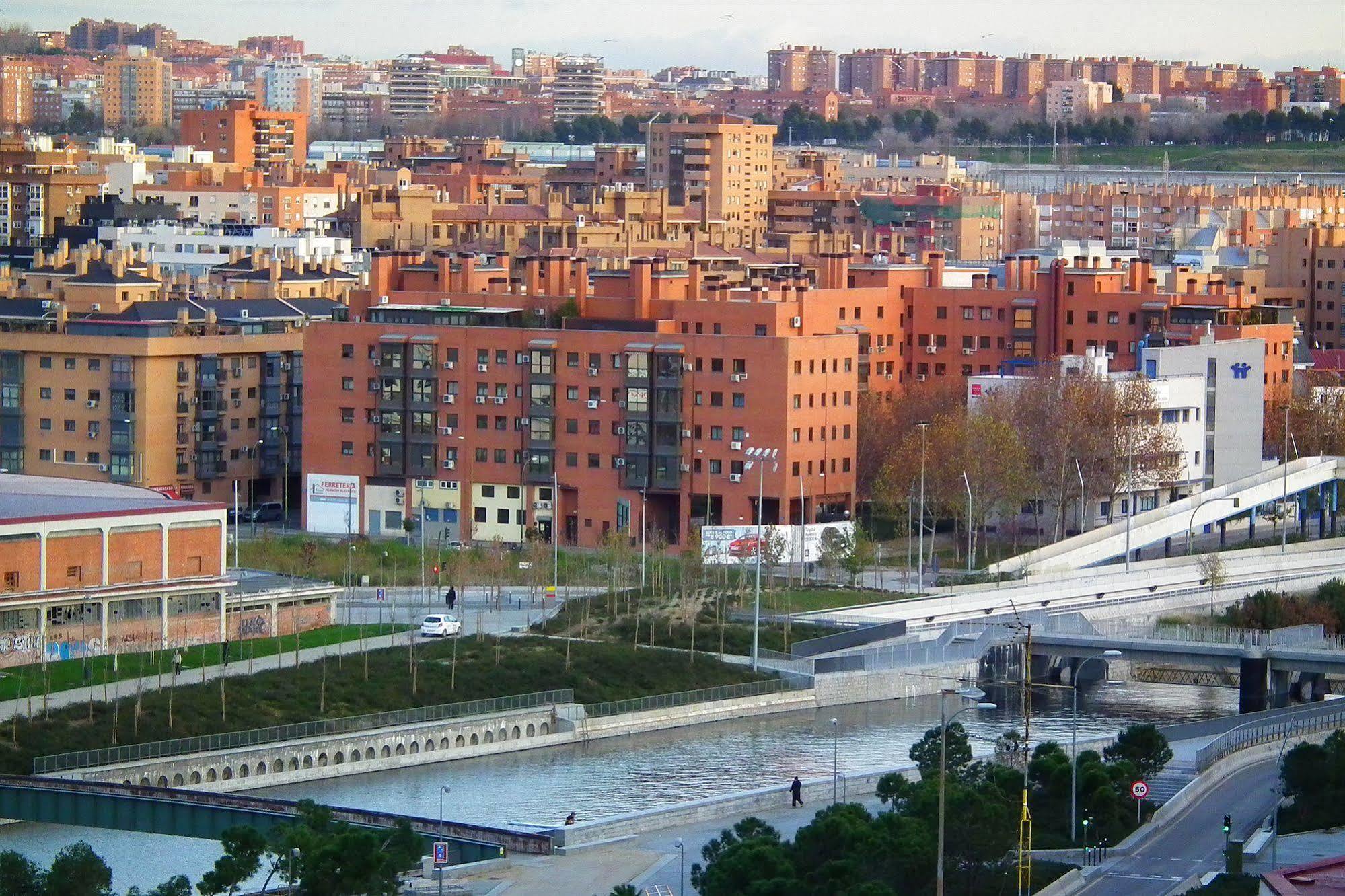 Hotel Madrid Río Exterior foto